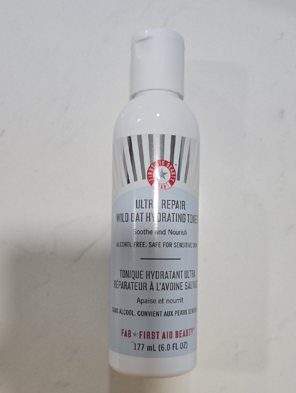 First Aid Beauty Hydrating Toner - White & Light Blue